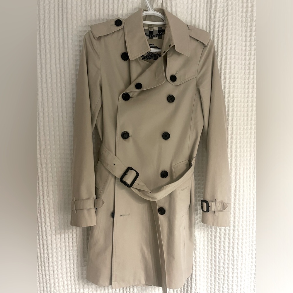 Authentic Burberry trench coat size 2